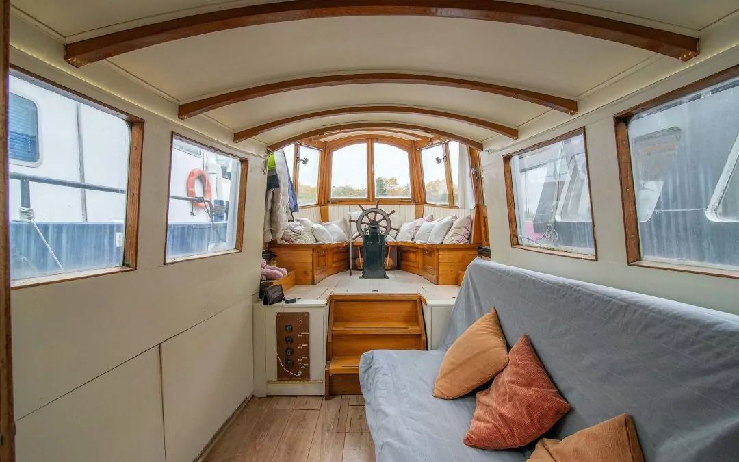Paris (16e) Charmant Bateau dans Marina – 20m2