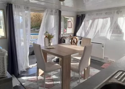 Ravissant House boat motorisé – 26m2